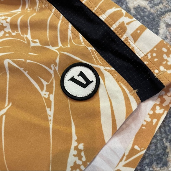 Vuori Tan Leaf Print Mens Board Shorts - Picture 3 of 6